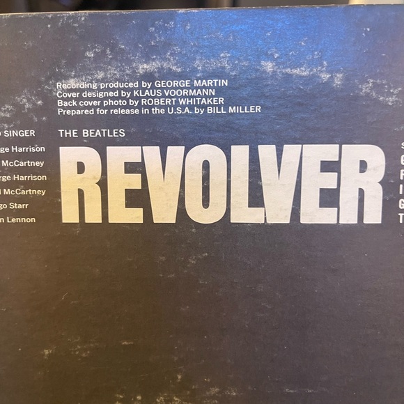 The Beatles "Revolver"  CAPITOL ST 2576 LP RECORD
Jacksonville RIAA #4 - Picture 5 of 14